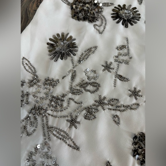 NWT White House Black Market V-Neck Tank Top Cami XSP Ecru Silver Embellishments - Picture 7 of 9